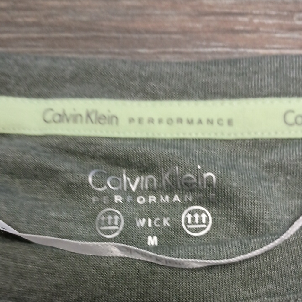 Calvin Performance Green Top - Picture 2 of 3